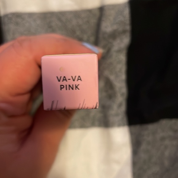 Luna magic x Boxycharm lash primer - Picture 2 of 2